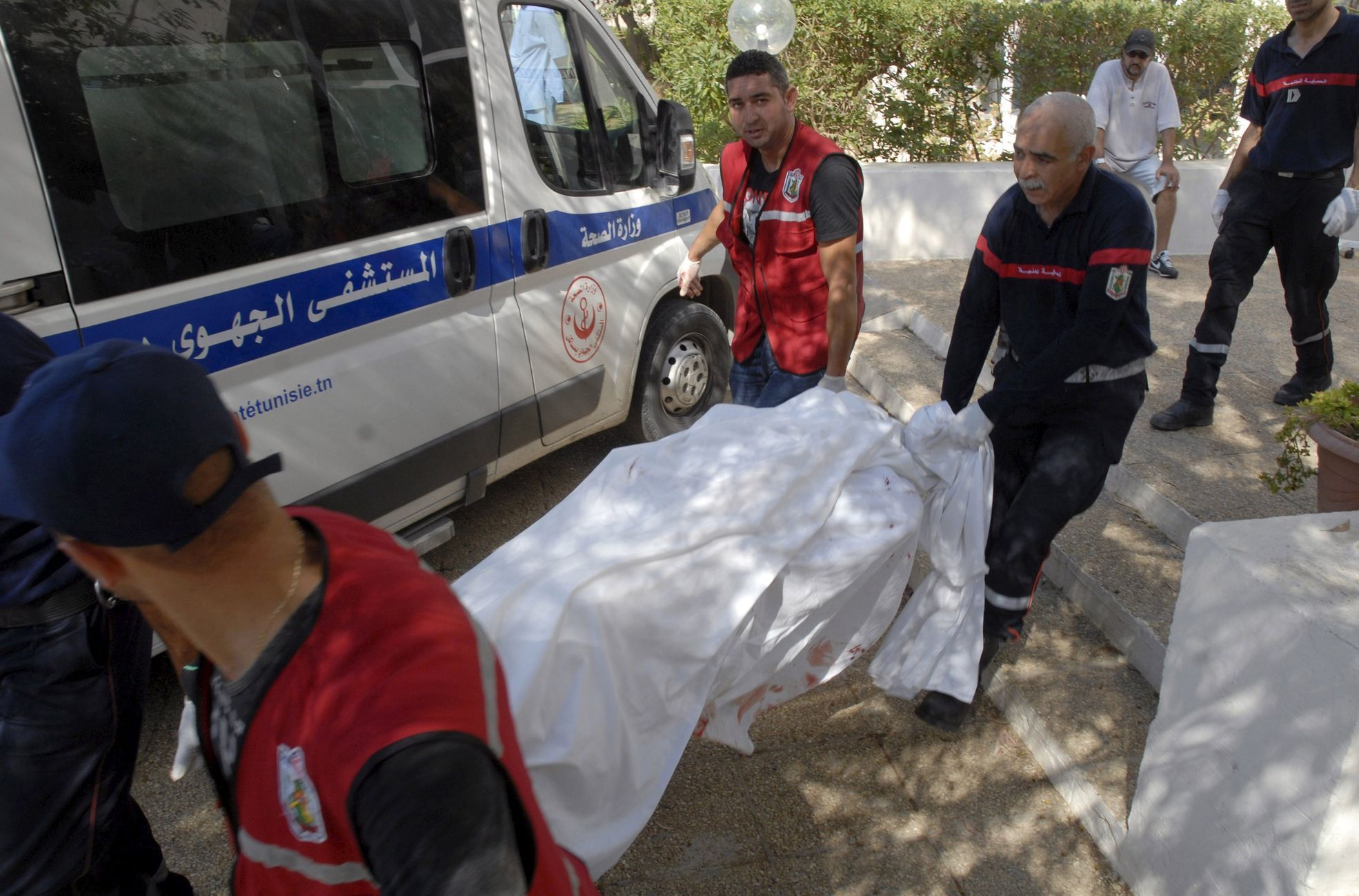 Tunisko - Sousse - záchranáři - oběti