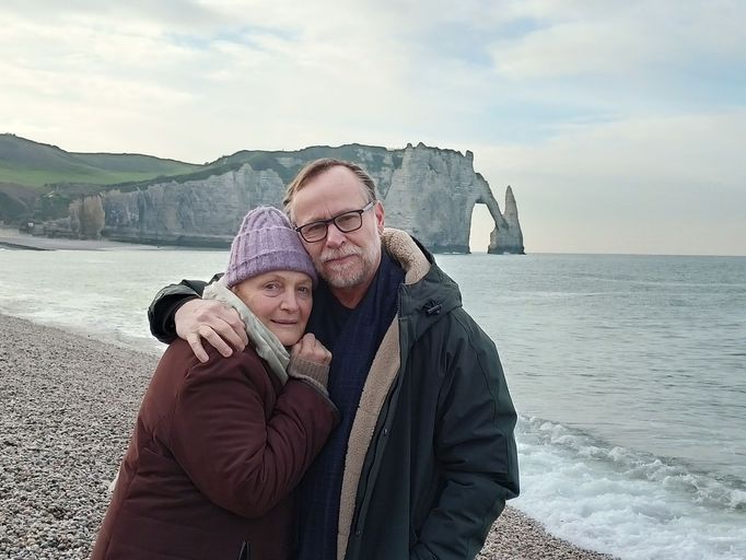 Regina Rázlová jako Matylda a Karel Roden v roli Karla.