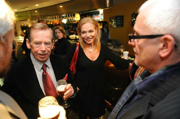 Václav Havel, jeho žena Dagmar a Jan Foll na Febiofestu, 2009.