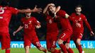 Fotbal, kvalifikace MS, Severní Irsko - Portugalsko: Cristiano Ronaldo (druhý zprava) slaví gól