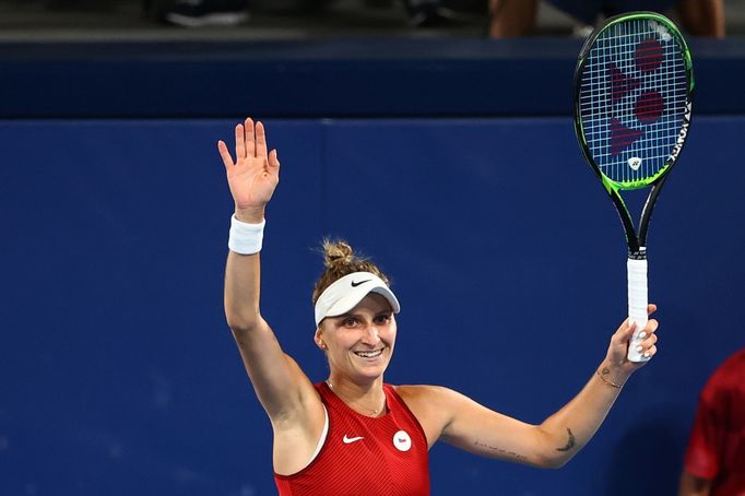 Markéta Vondroušová slaví vítězství v osmifinále s Naomi Ósakaovou na OH 2020