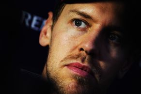FOTO Poslední testy vyděsily Red Bull, Mercedes je v laufu
