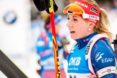 Charvátová se sesypala při stojce, česká štafeta doběhla šestá