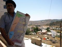 Drúzové na Golanech tisknou své vlastní mapy. Výšiny označují jako území Syrské arabské republiky.