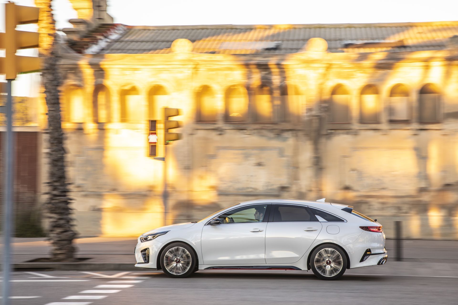 Kia ProCeed GT - Aktuálně.cz