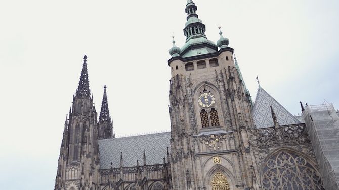 Nekonečná řada českých umělců. Dostavba katedrály sv. Víta trvala dlouhá staletí