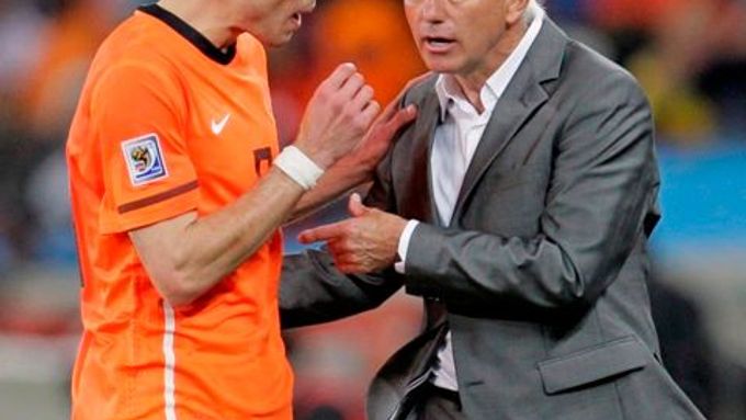"At jde Sneijder taky," řekl trenérovi Marwijkovi při střídání Robin van Persie.