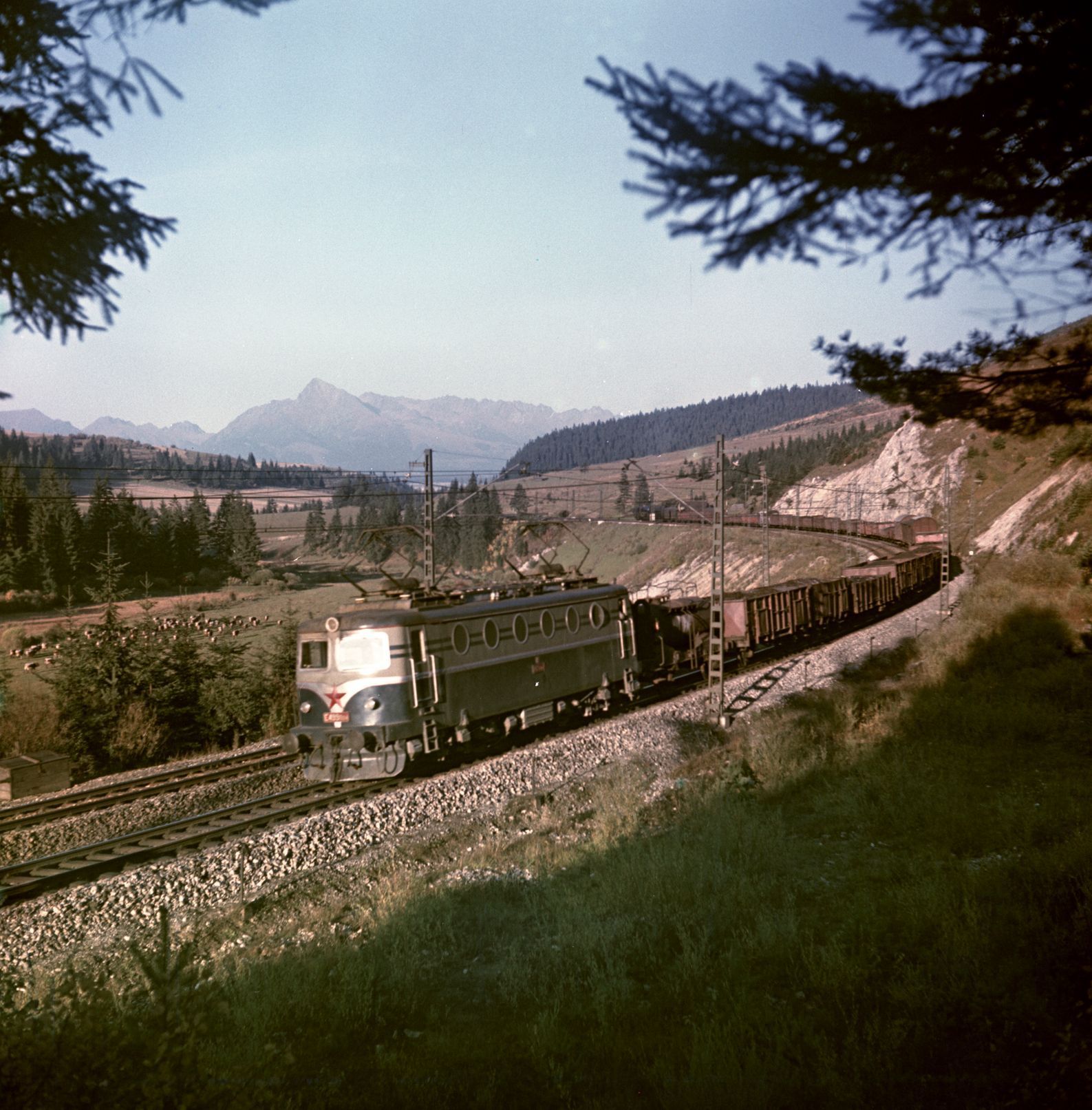 Lokomotiva Škoda 12E Bobina