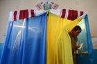 Komunální volby na Ukrajině: Nehlasuje se v Donbasu ani v Mariupolu