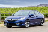 Honda Accord, v Evropě neprodávaná, zapisuje 235 789 prodaných kusů. To je pokles o devět procent.
