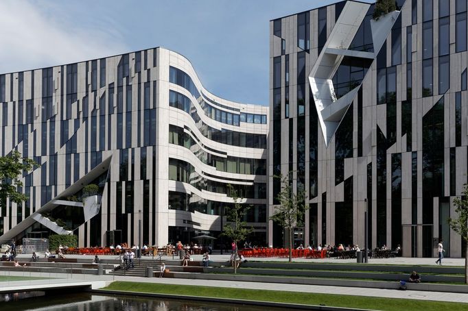 Kö-Bogen building complex, architect Daniel Libeskind, Düsseldorf, North Rhine-Westphalia, Germany