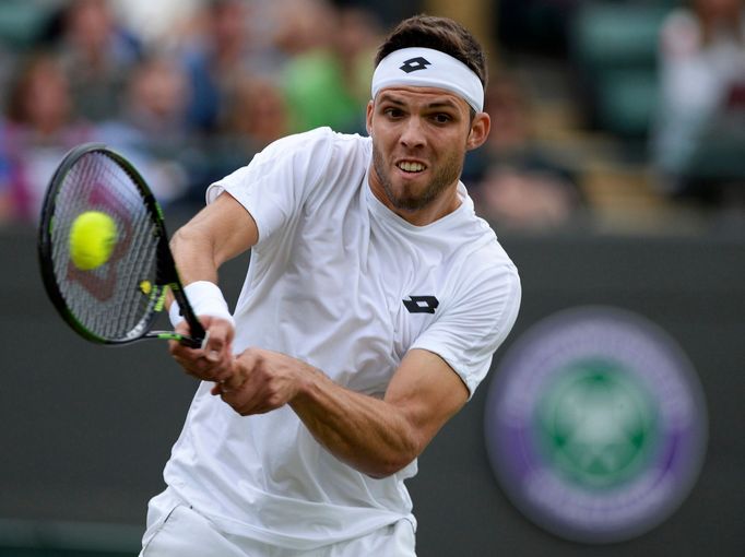 Jiří Veselý se raduje z vítězství nad Dominicem Thiemem ve druhém kole Wimbledonu 2016