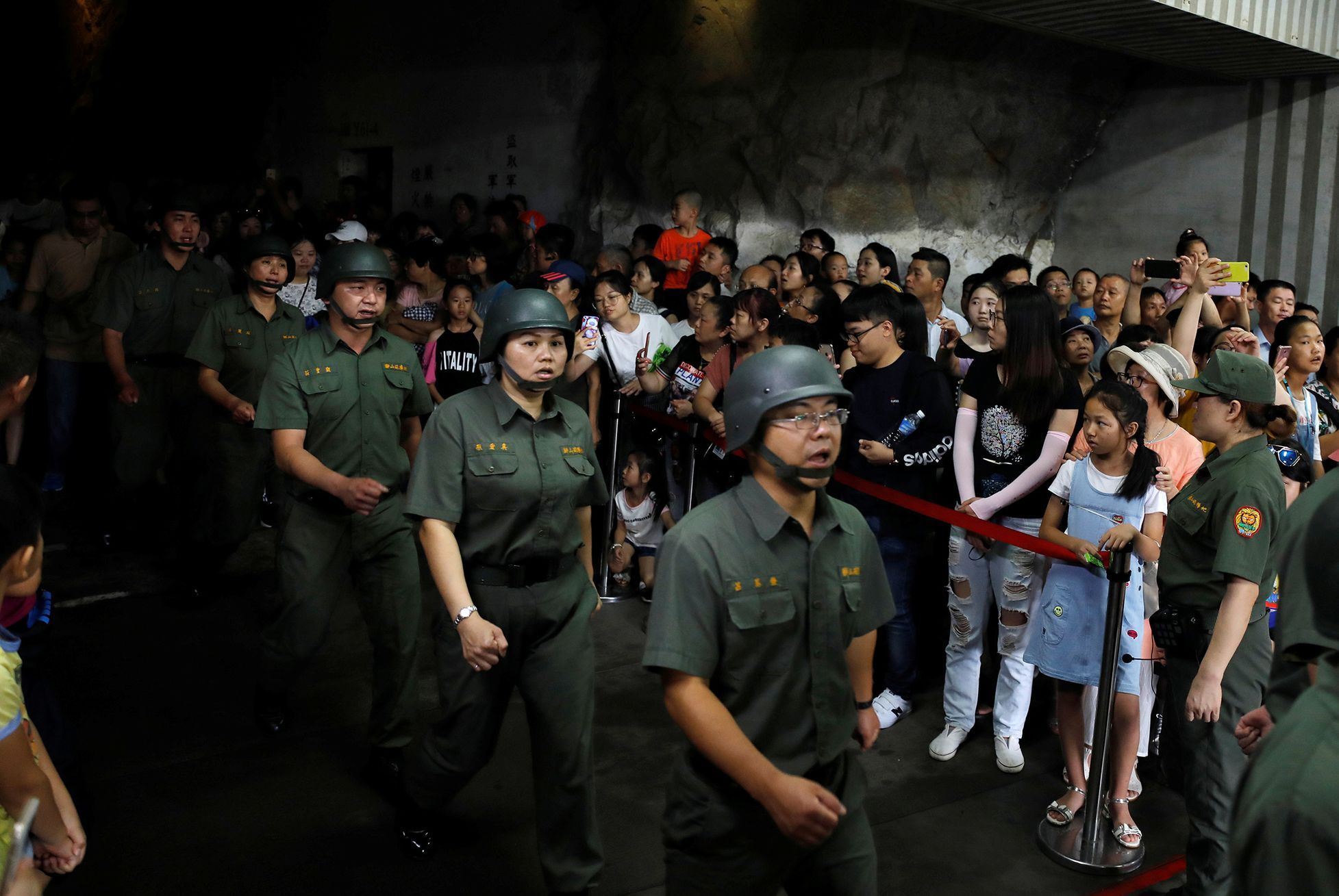 Fotogalerie / Jak se žije na tchaj-wanských  ostrovech Ťin-men, které jsou na dohled Číně. / Reuters / 24