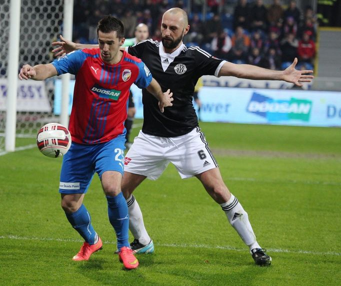 SL, Plzeň-Hradec Králové: Aidin Mahmutovič (25) - Roman Lengyel (6)