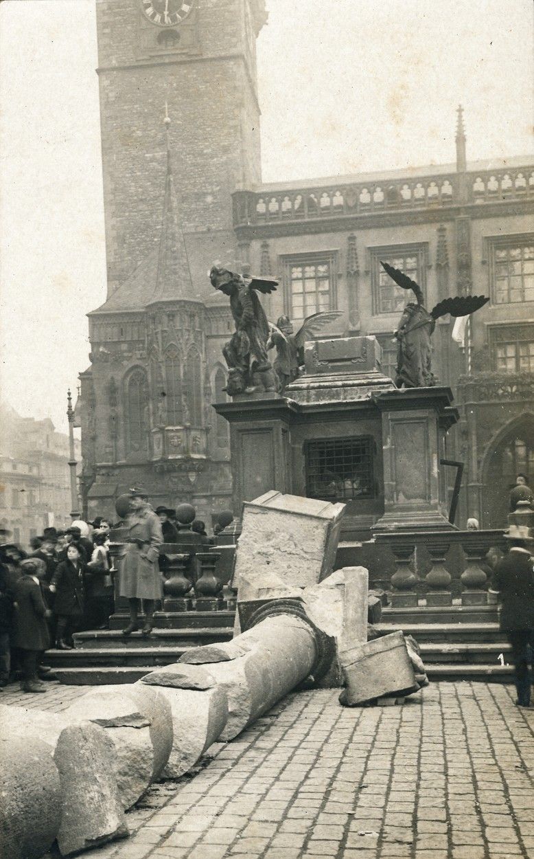 Jednorázové užití / Fenomén Staromáku