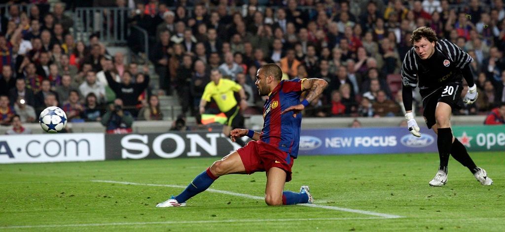 Barcelona - Šachtar (Alves)