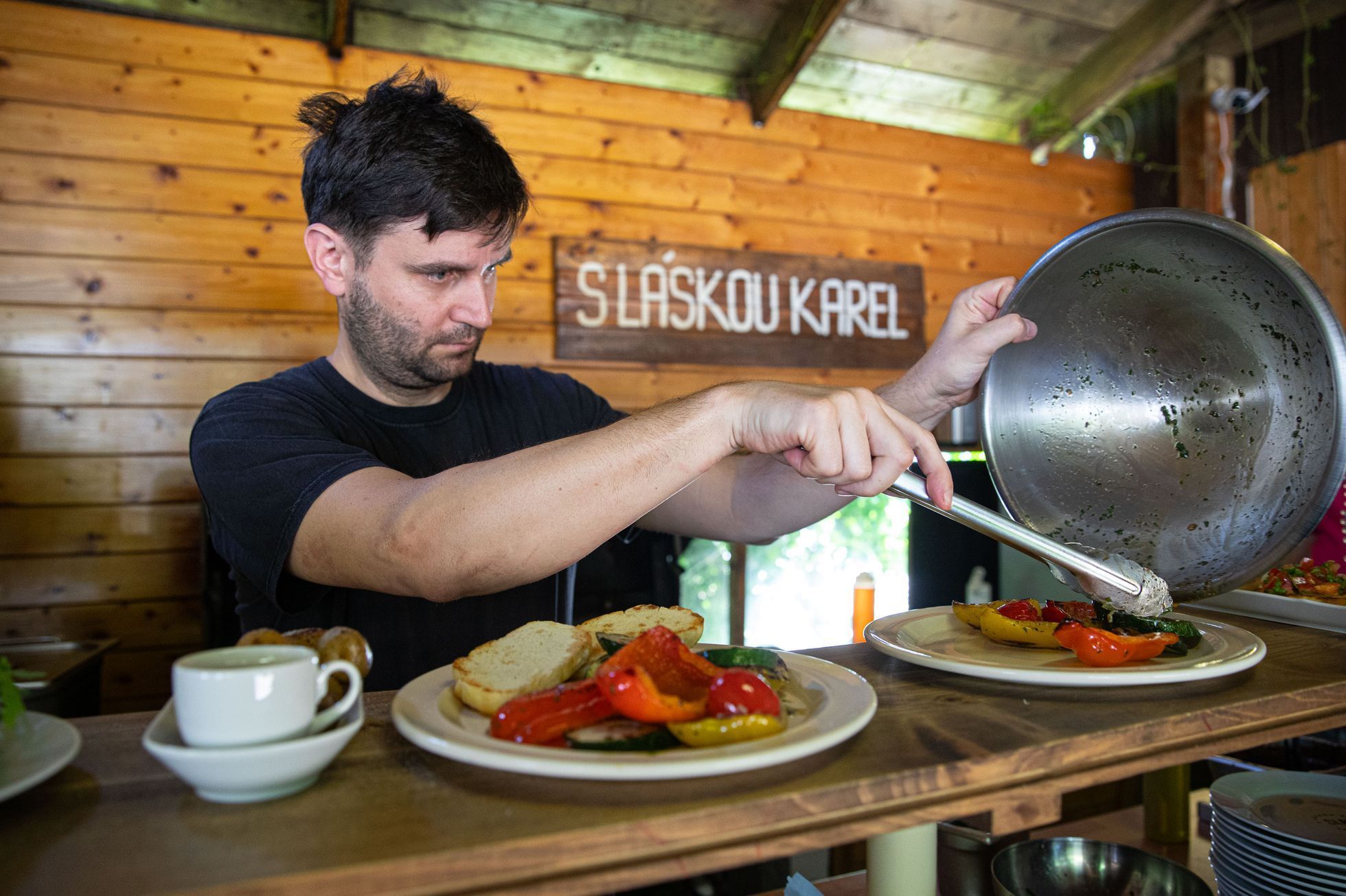 S láskou Karel - bistro, penzion, Bezděz, gastronomie