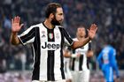 Neapol zuří kvůli penaltám pro Juventus. Jen hospodské kecy, reaguje Chiellini