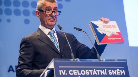 Jsem urputné hovado, hejty na Twitteru mám rád, řekl Babiš v kandidátském projevu