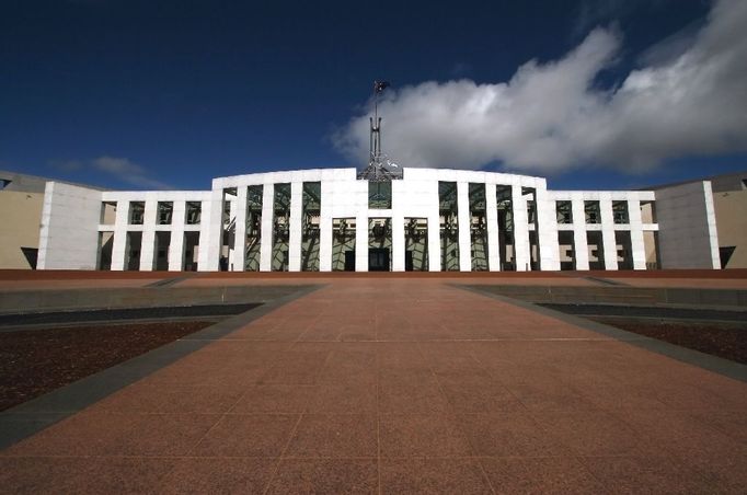 moderní budova parlamentu v Canbeře, Austrálie