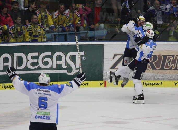 Hokej, Zlín - Plzeň: Jan Kovář - gól na 2:3