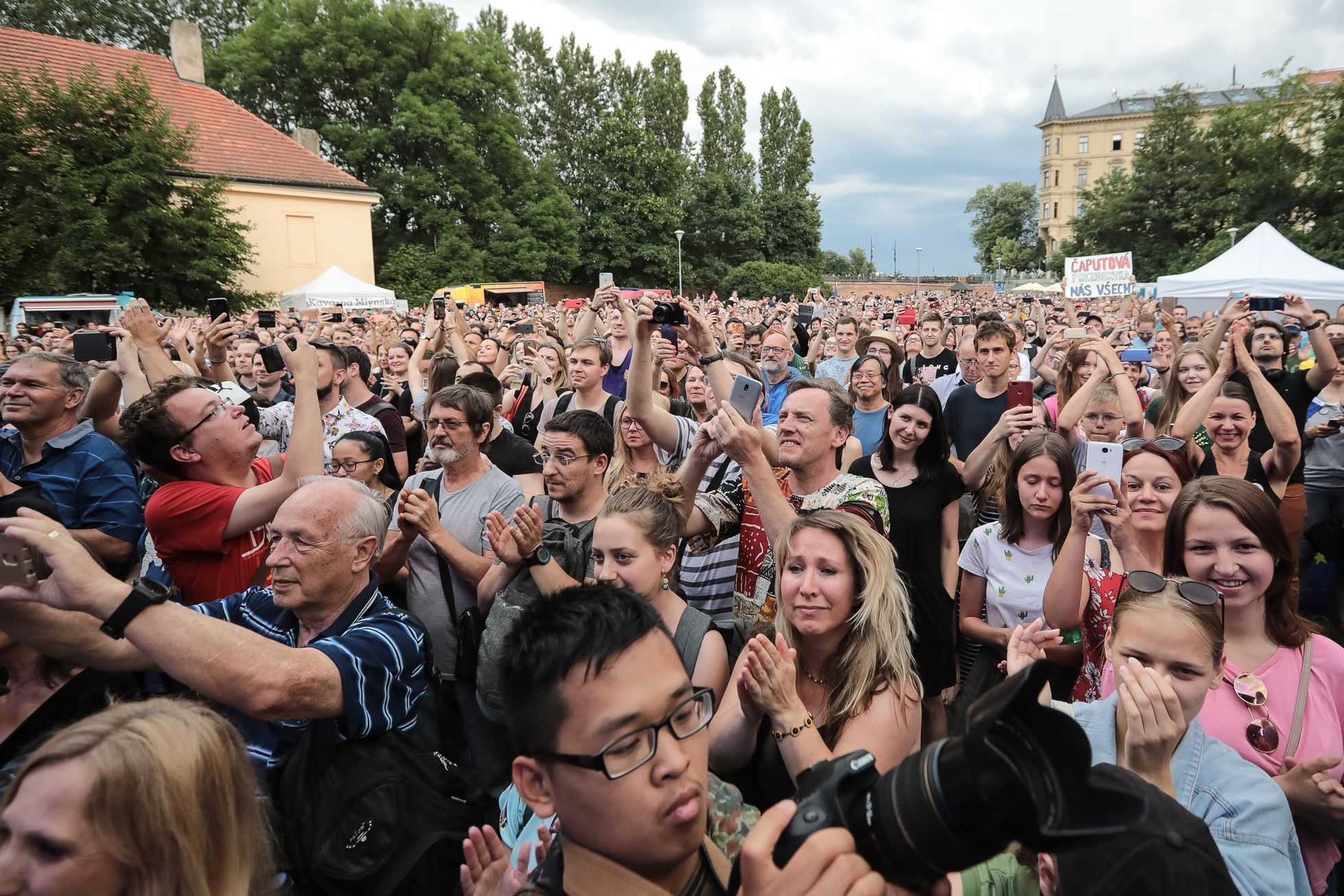 První návštěva - Zuzana Čaputová a koncert na Kampě na její počest