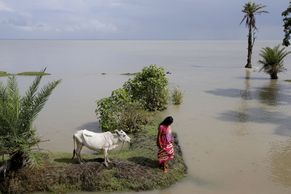 Foto: Indický ostrov mizí pod hladinou. Udeří tajfun a bude konec, říkají obyvatelé