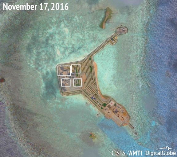 Čína instalovala protiraketové zbraně na umělé ostrovy, které vybudovala na útesech ve sporném území nedaleko Spartlyho souostroví.