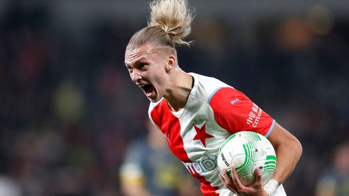 Slavia povolala zpět z Liberce Van Burena s Talovjerovem. Naopak mu vrací Tiéhiho; Zdroj foto: Reuters