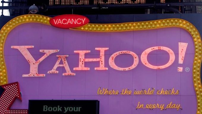 Icahn vyzval vedení Yahoo, aby se snažilo o sloučení s Microsoftem.