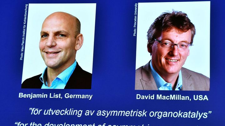 Nobelovu cenu za chemii dostali vědci za výzkum molekul, který ovlivnil farmacii; Zdroj foto: Reuters