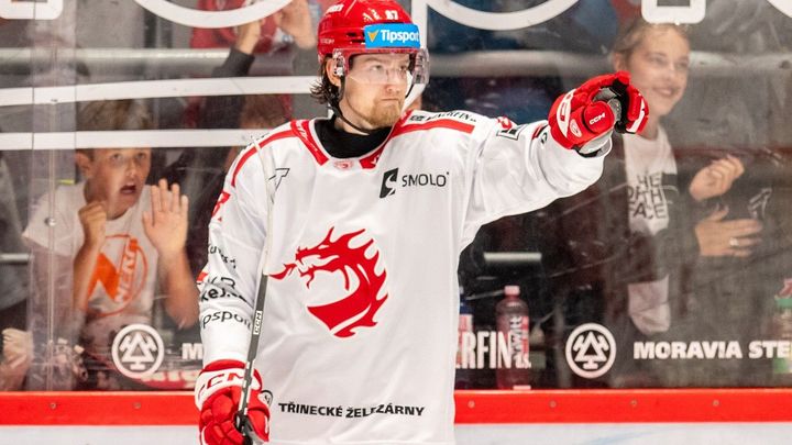 Třinec na úvod předvedl demolici Olomouce, Jágr v Kladně seděl pouze ve skyboxu; Zdroj foto: ČTK