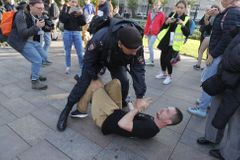 Kreml se poprvé vyjádřil k demonstracím v Moskvě. Nic mimořádného, míní Putin