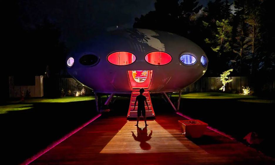 Area 51 futuro house