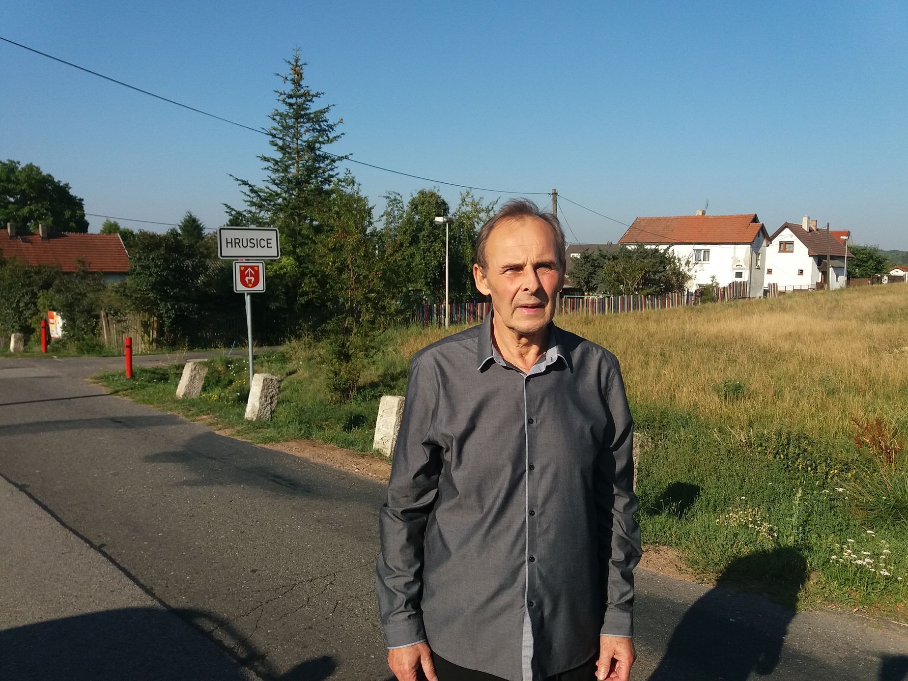 Lidé vám nesmí být na obtíž, říká Ladislav Tesařík. Starostuje obci Hrusice přes 30 let