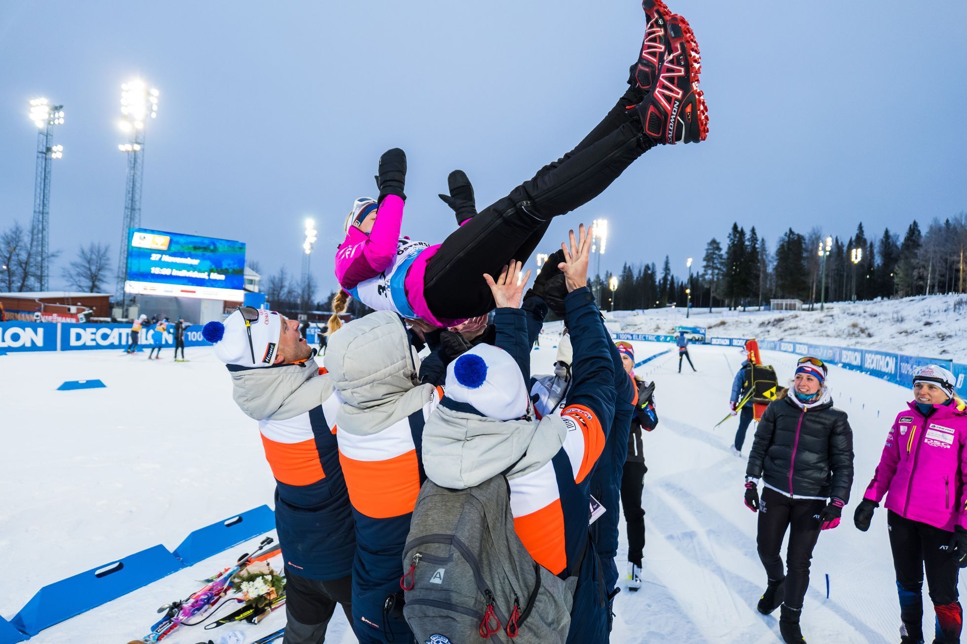 Markéta Davidováslaví triumf v závodě SP na 15 km v Östersundu