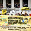 V Londýně demonstrovali lidé na podporu protestujících v Hongkongu i ti, kteří podporují čínskou policii
