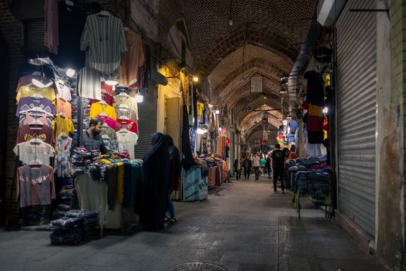 Tabzír. Historické město s největším krytým bazarem světa.