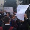 Demonstrace proti Romanu Jochovi