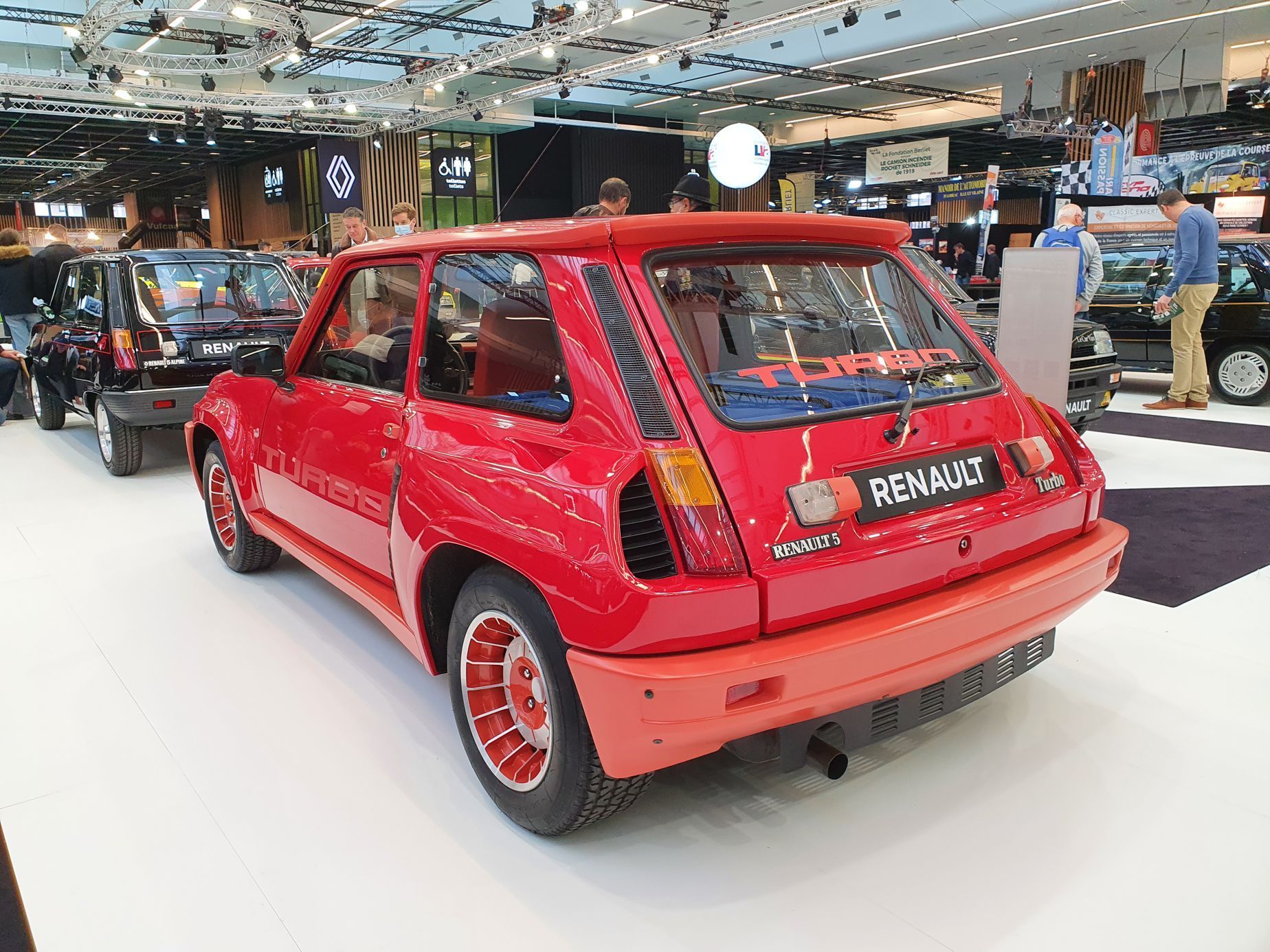 Retromobile Paříž 2022