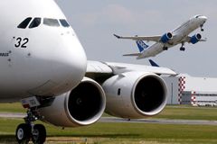 Evropská unie nadále poskytuje Airbusu nezákonné subvence, rozhodl odvolací orgán WTO