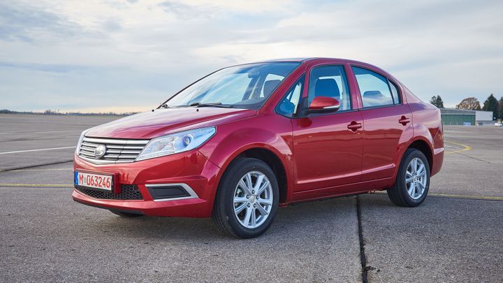 Elektromobil za 270 tisíc? V Německu realita, ale bourat byste v něm nechtěli