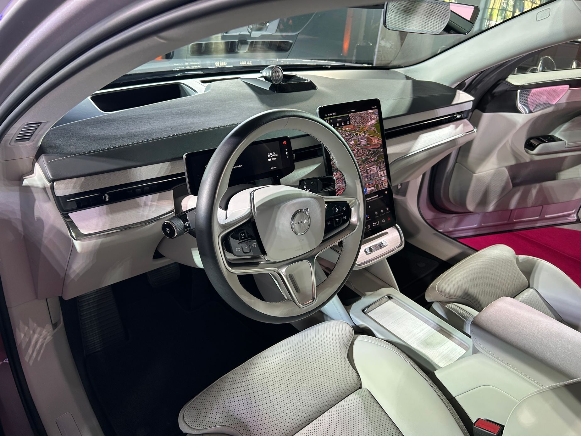 Volvo ES90