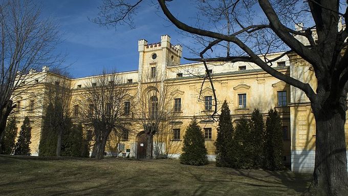 This landmark was sold by the Ministry as a storage house. The price? 4.6 million CZK