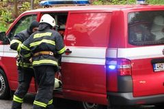 V Liberci hořel panelák, hasiči evakuovali 11 lidí