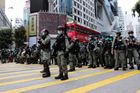 Zákon, který tento týden projedná čínský parlament, by dovolil Pekingu zasáhnout do vnitřní bezpečnosti Hongkongu. Dosud toto právo měly jen místní bezpečnostní složky, které mají být stejně jako hongkongská vláda do roku 2047 nezávislé na Pekingu.