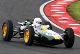 Tým Lotus je tradiční stájí. Debutoval v roce 1958, dosud získal 79 vítězství. Jezdil za něj například Graham Hill, Ayrton Senna či Nelson Piquet. V polovině 90. let zmizel ze scény a návrat slavil přede 2 roky.