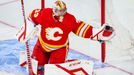 David Rittich v dresu Calgary