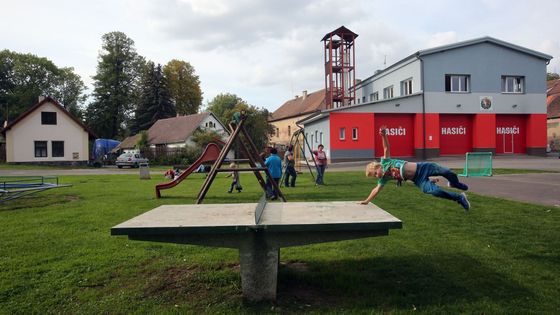 Foto: Olbramovice u Čapího hnízda. Jak se žije ve vesnici u farmy spojené s Andrejem Babišem