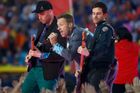 Virální video z koncertu Coldplay. Kamera zachytila při nevěře šéfa velké společnosti